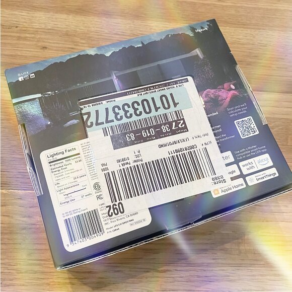 LIFX WiFi Outdoor Landscape Spotlight *BNIB* - Picture 3 of 3